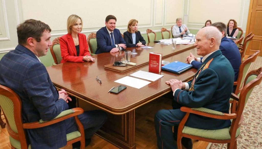 Мэр Воронежа поручил создать электронный ресурс с именами погибших в годы Великой Отечественной войны Мэр Воронежа поручил создать электронный ресурс с именами погибших в годы Великой Отечественной войны