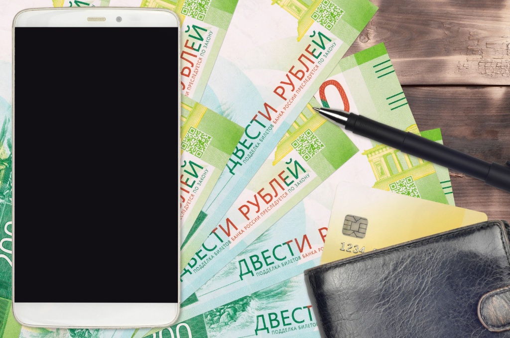 ЦБ: около 10 млн россиян переводили деньги на дропперские карты