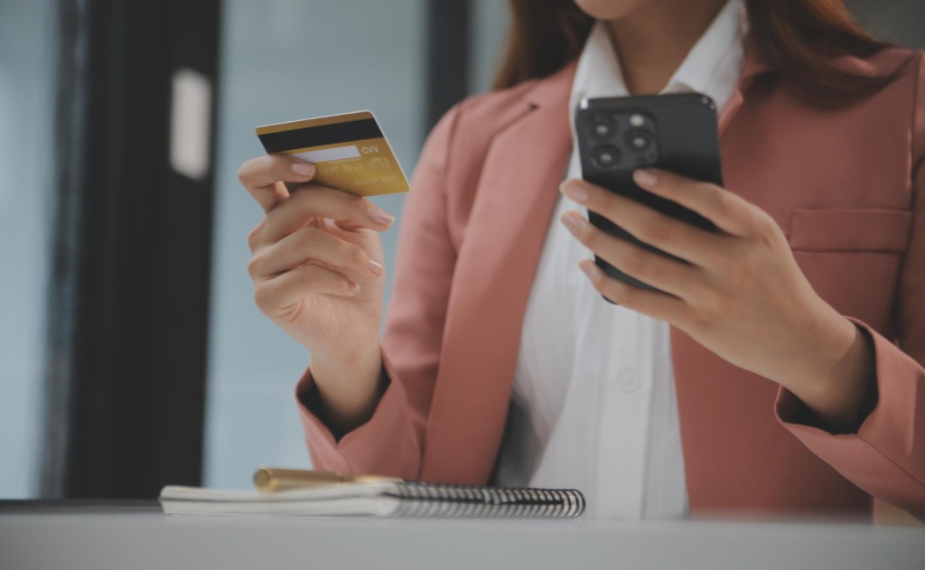 Обратный эквайринг: Т‑Бизнес упрощает выплаты физлицам