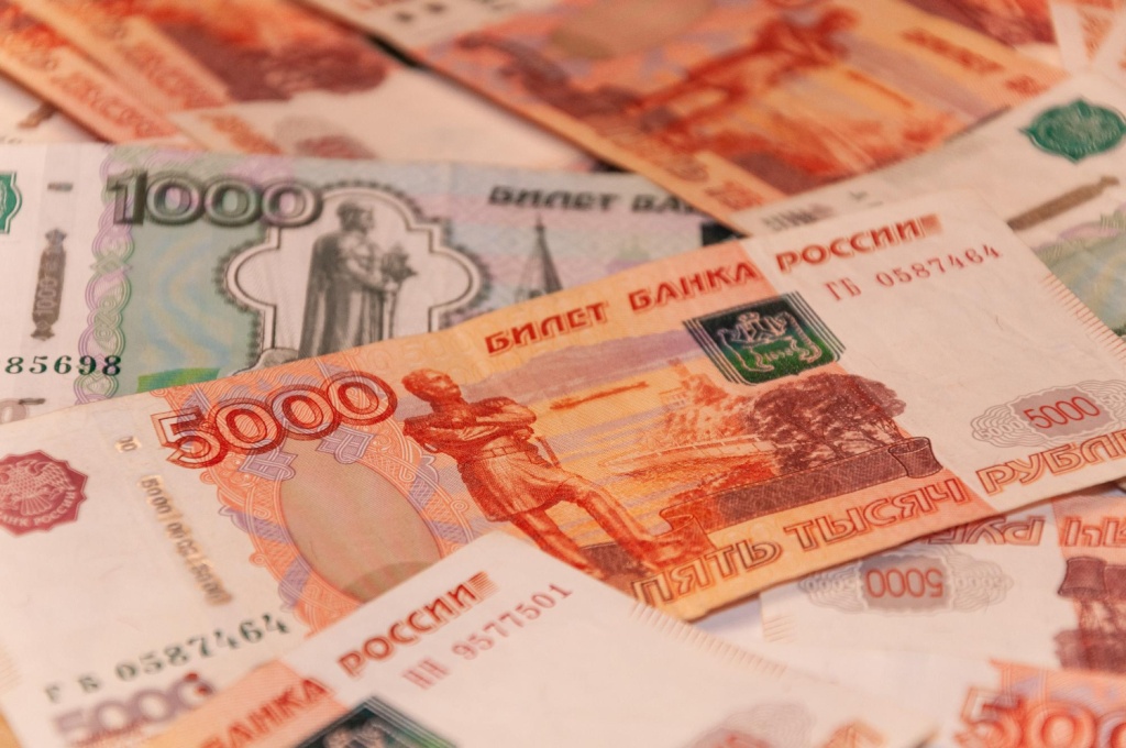 Россияне заплатят 114 млрд рублей за прибыль по вкладам Россияне заплатят 114 млрд рублей за прибыль по вкладам