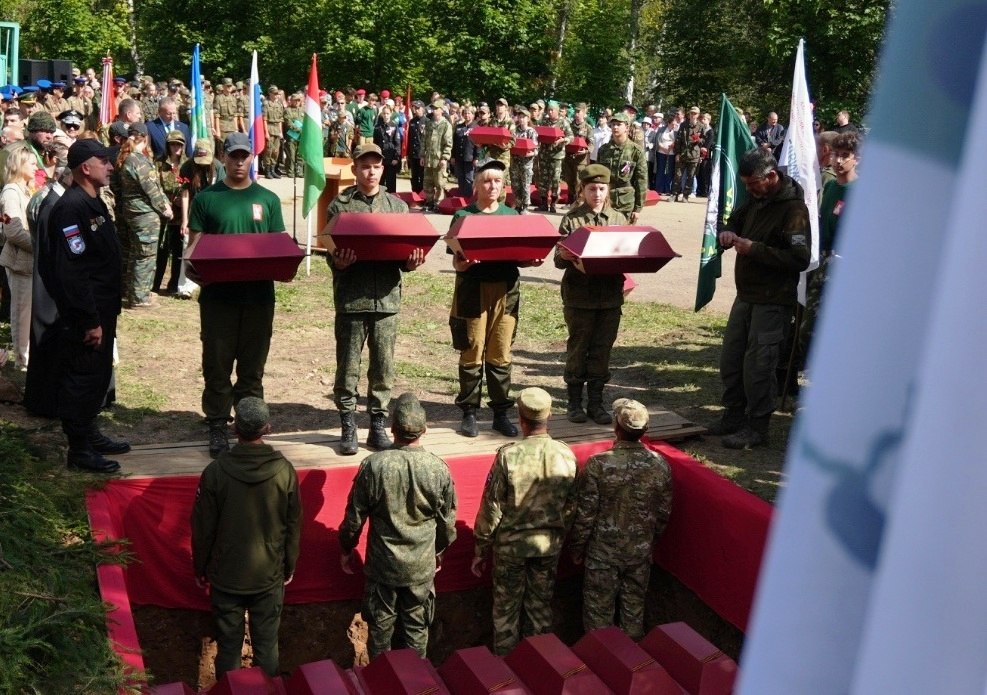 Ромодановские поисковики вернули из небытия 196 защитников Отечества на «Варшавском шоссе»