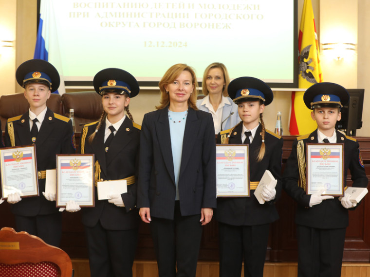 Юнармейцы и участники военно-патриотического клуба из Воронежа – призёры всероссийского слёта активистов движения «Пост №1» Юнармейцы и участники военно-патриотического клуба из Воронежа – призёры всероссийского слёта активистов движения «Пост №1»