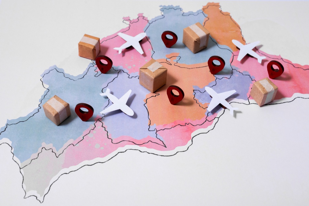 ФТС: оборот внешней торговли РФ превысил 21 триллион рублей