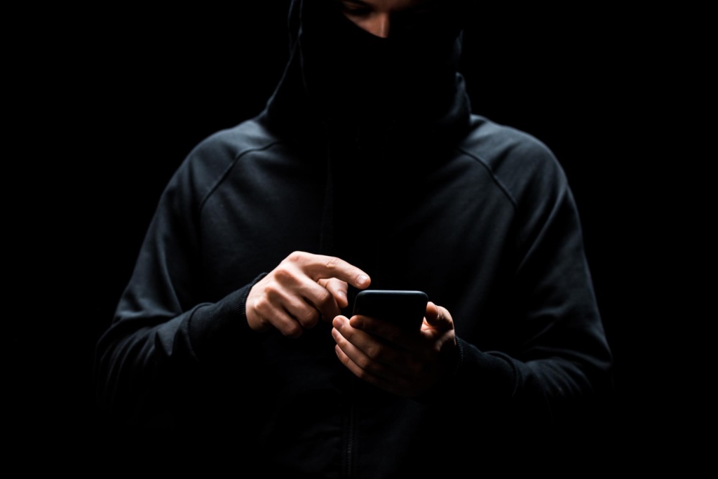 Воронежская пенсионерка пострадала от многоходовой аферы мошенников