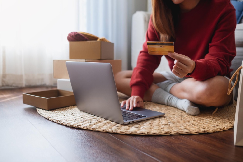 В ЕАЭС примут новые правила трансграничной торговли для онлайн-заказов