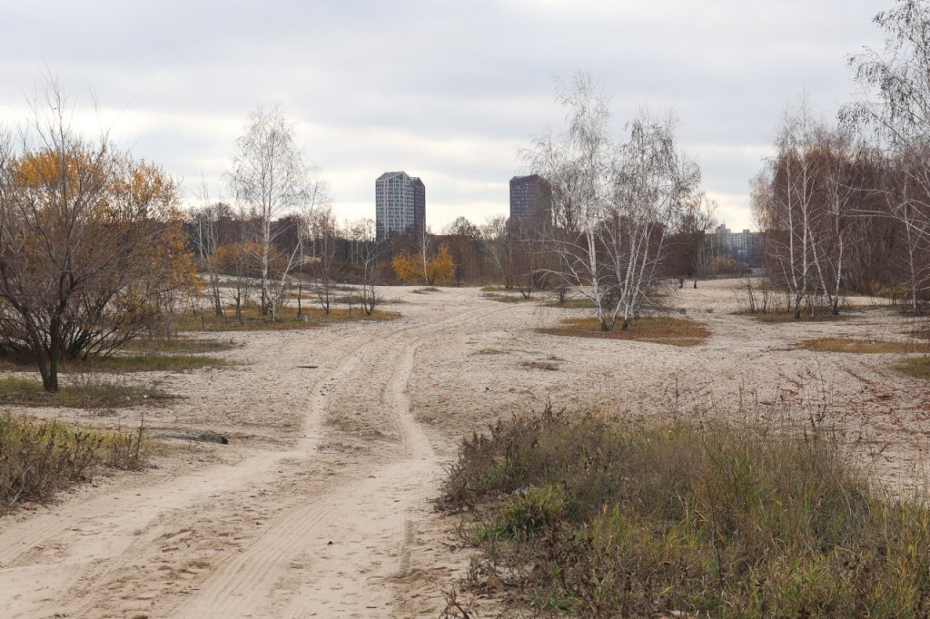 Визит Сергея Петрина на набережную Артамонова: шаг к комфортной городской среде Визит Сергея Петрина на набережную Артамонова: шаг к комфортной городской среде