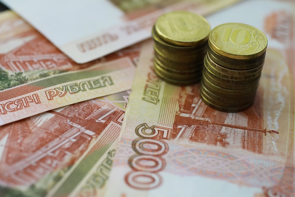 Самозанятые в России: выручка почти 300 млрд, рост на 12% Самозанятые в России: выручка почти 300 млрд, рост на 12%