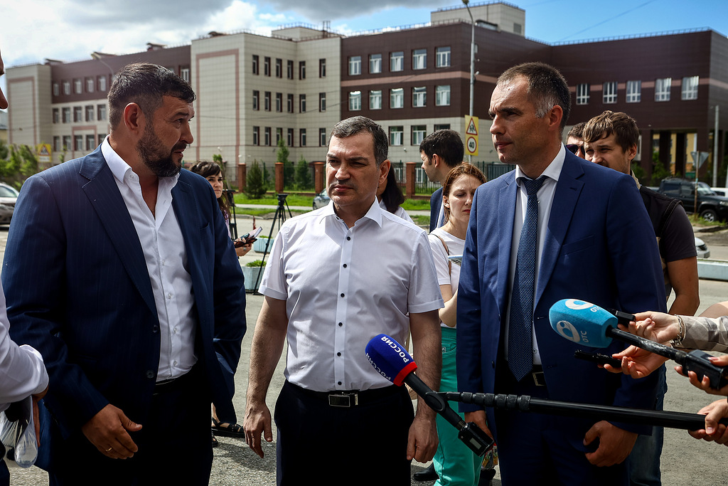 В Новосибирске продолжается ремонт участка дороги на улице Гоголя