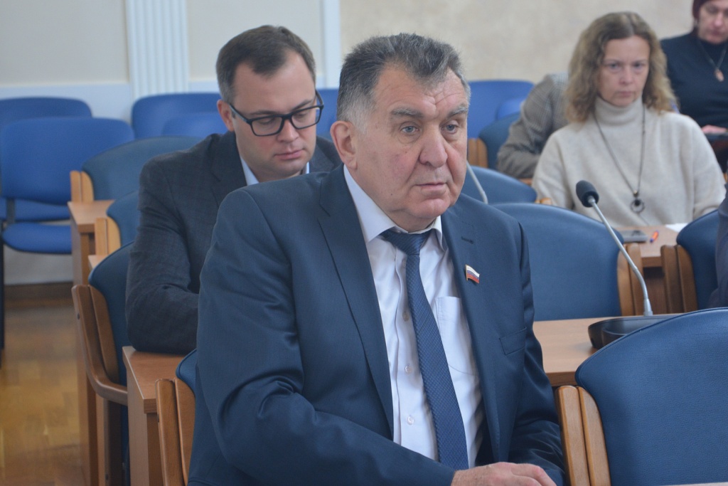 В Воронеже планирует создание Аллеи Памяти на Лесном кладбище в 2026 году В Воронеже планирует создание Аллеи Памяти на Лесном кладбище в 2026 году