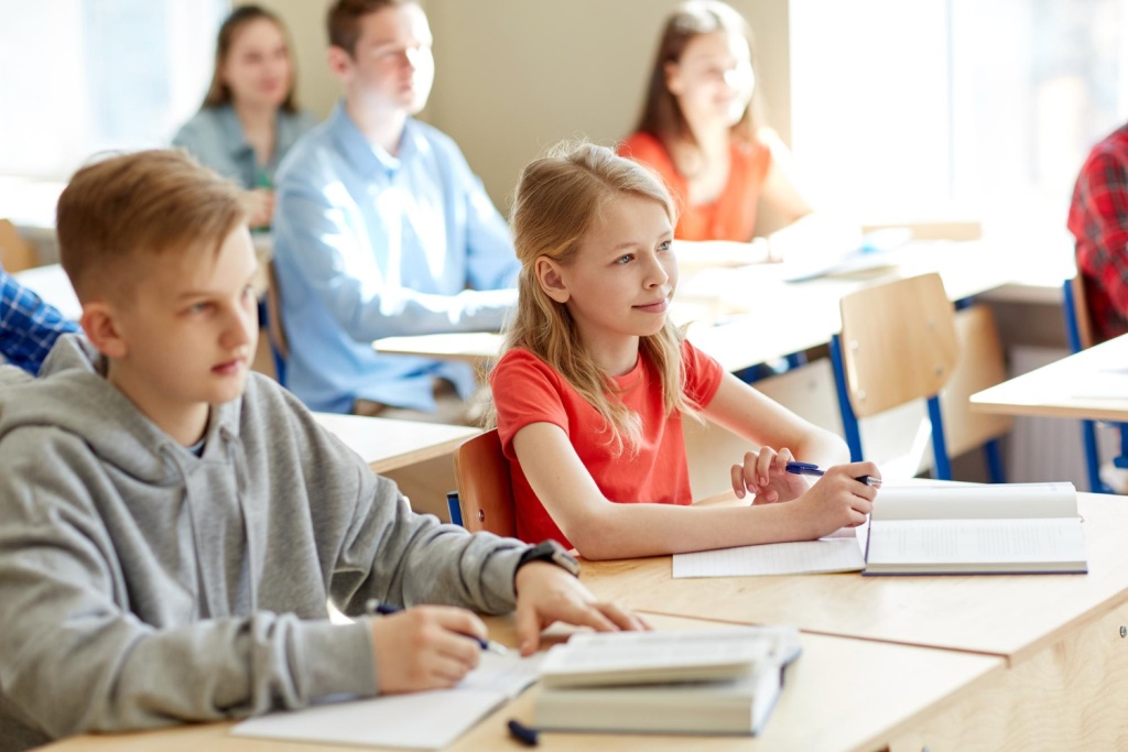 В Красногвардейском районе Петербурга ввели в эксплуатацию новую школу