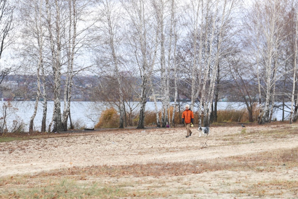 Визит Сергея Петрина на набережную Артамонова: шаг к комфортной городской среде Визит Сергея Петрина на набережную Артамонова: шаг к комфортной городской среде