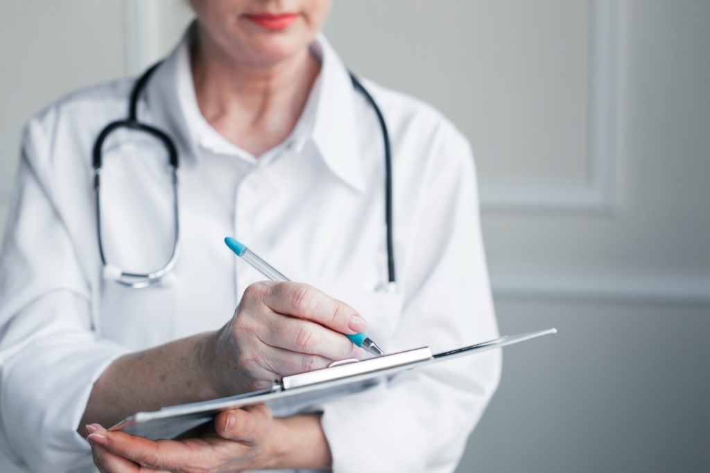 Губернатор Иркутской области обсудил с главой Минздрава России развитие медицины в регионе