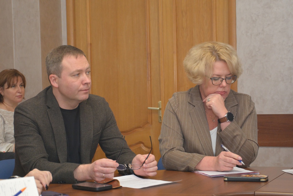 Воронежские парламентарии обсудили ход реализации программы «Комфортная городская среда»