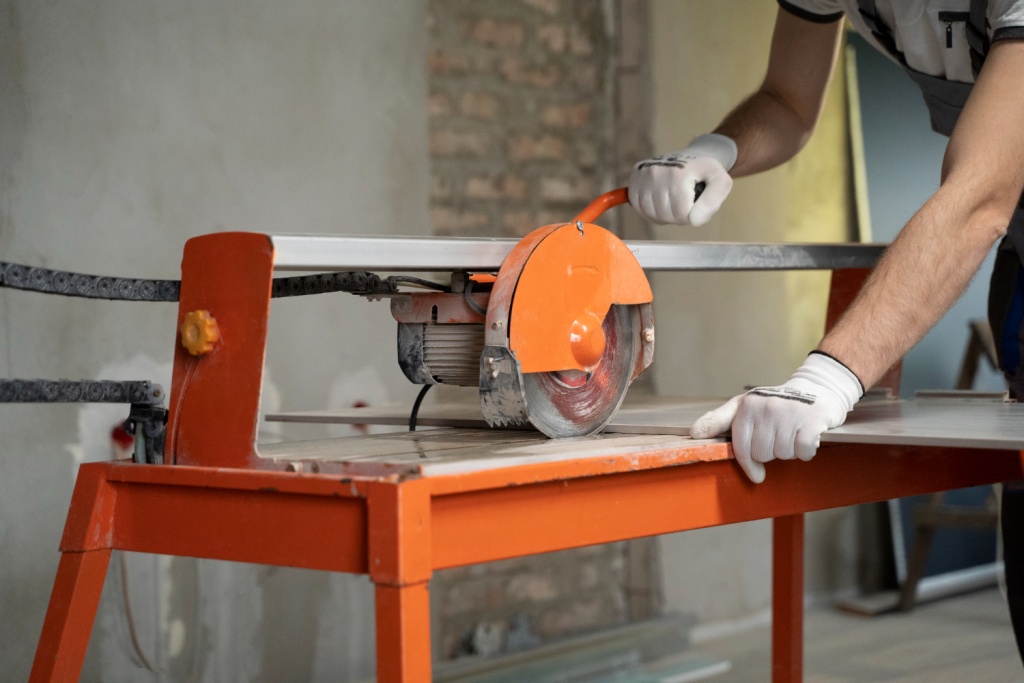 До конца текущего года в иркутском посёлке Михайловка завершат капремонт поликлиники