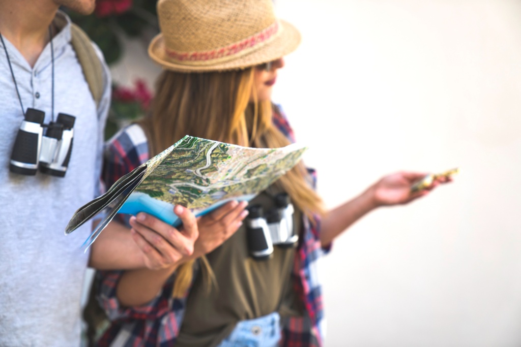 Губернатор Краснодарского края продемонстрировал зампреду Правительства России стенд региона на туристическом форуме "Путешествуй!"