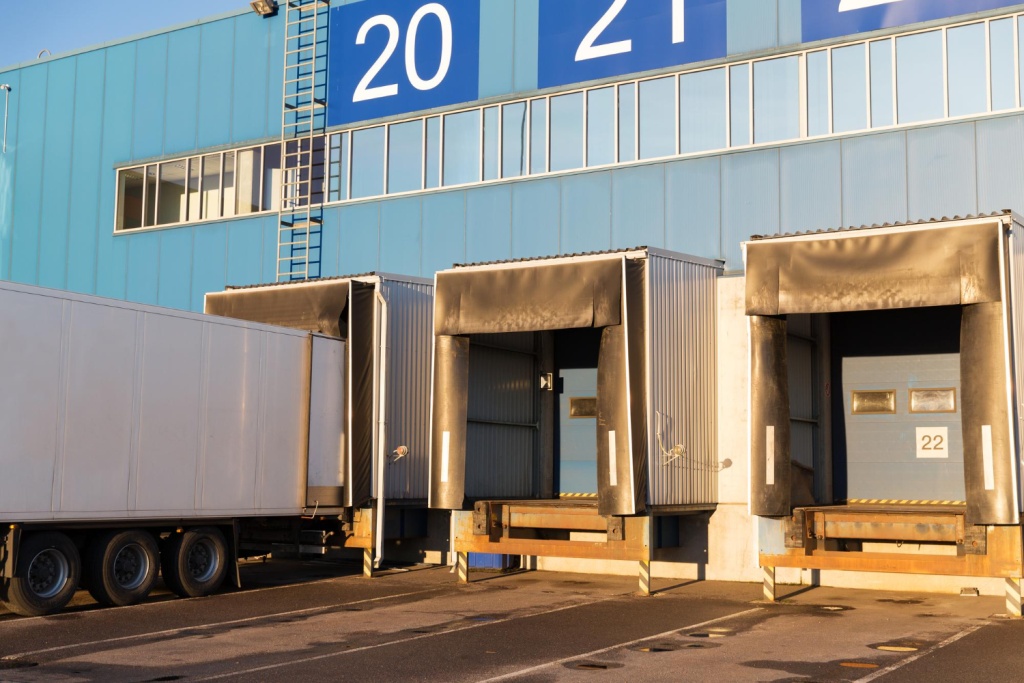 Яндекс начал тестировать автономные грузоперевозки вместе со «Спортмастером»