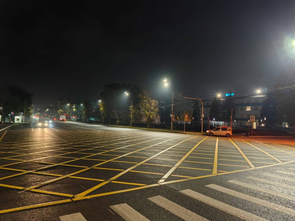 Оптимизация дорожной сети Воронежа по поручения Сергея Петрина: новые «вафельные» разметки и расширение магистралей