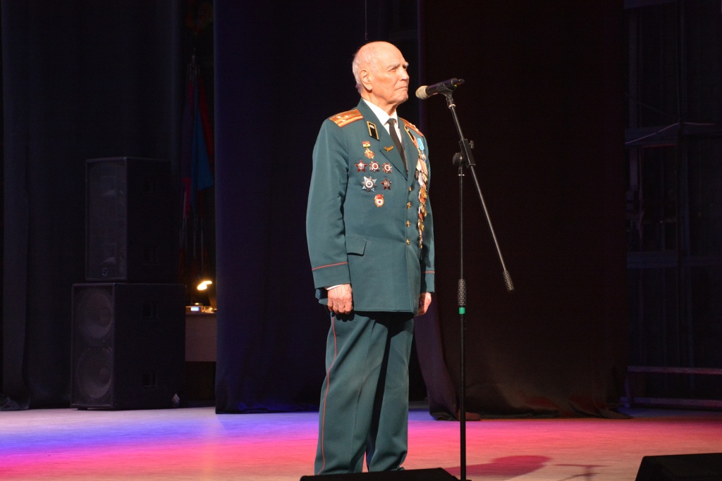 Председатель Воронежской гордумы Андрей Дьяченко принял участие в общероссийском Уроке Мужества Председатель Воронежской гордумы Андрей Дьяченко принял участие в общероссийском Уроке Мужества