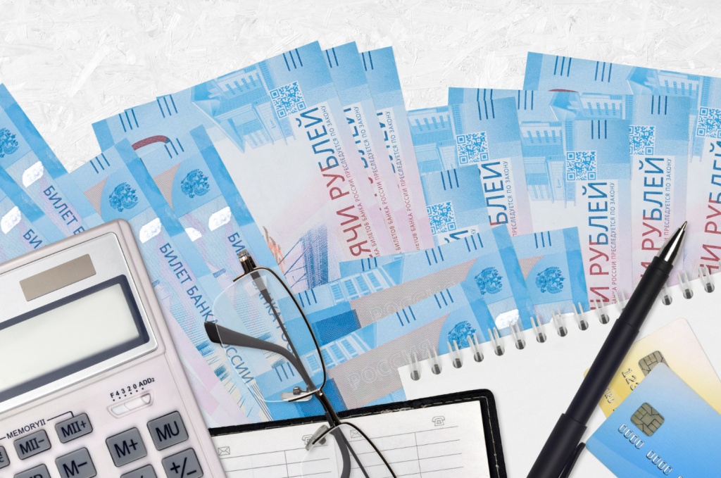 В России подпадут под налог доходы от вкладов свыше 210 тысяч рублей