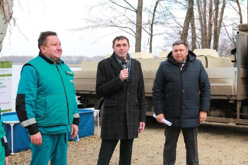 Сергей Петрин поучаствовал в экологический акции зарыбления Воронежского водохранилища
