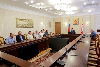 Воронеж продолжает обновлять парк спецтехники: мэр Сергей Петрин о планах благоустройства