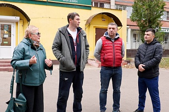 Мэр Воронежа Сергей Петрин посетил с инспекцией район улицы Перхоровича и рассказал в честь кого она названа